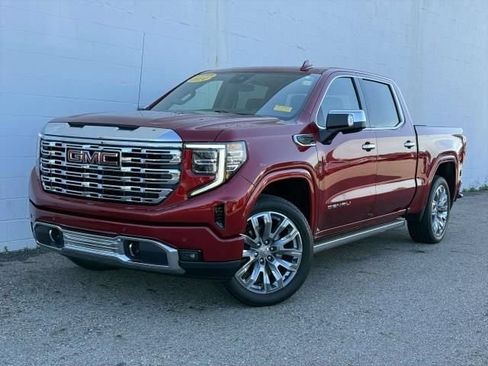 Used 2024 GMC Sierra 1500 Denali w/ Denali Reserve Package AWD/4WD image 1