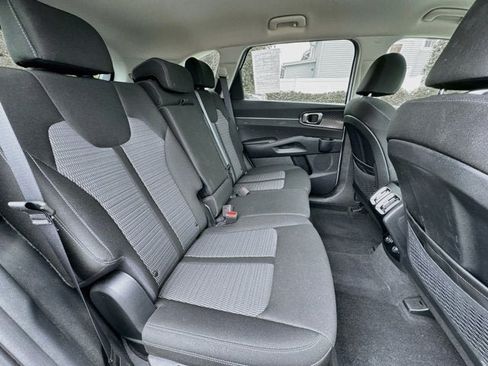 Certified 2023 Kia Sorento LX AWD/4WD image 25