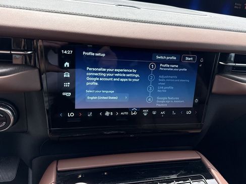 Used 2025 Lincoln Navigator L Reserve AWD/4WD image 29