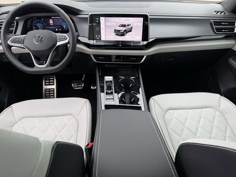 New 2026 Volkswagen Atlas Cross Sport SEL Premium R-Line image 9