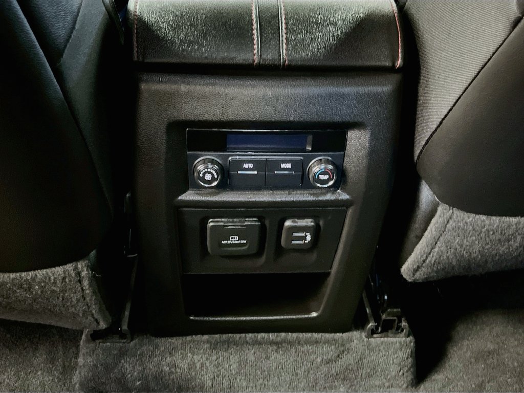 Used 2022 Chevrolet Traverse RS AWD/4WD image 27