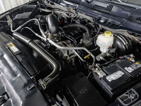 Used 2014 RAM 1500 Sport w/ Remote Start & Security Group image 45