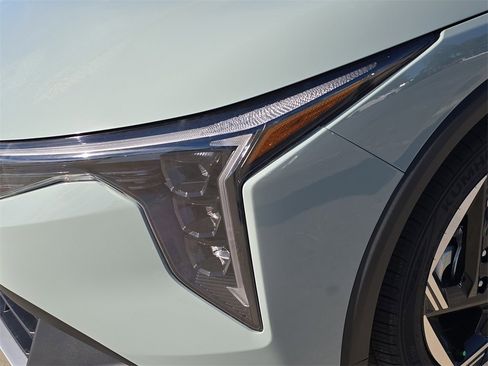 New 2025 Kia K4 EX image 10