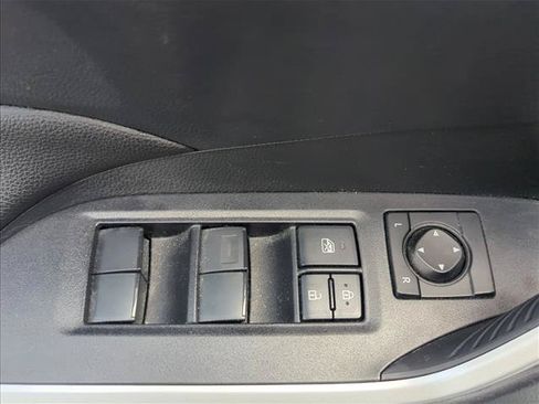 Certified 2025 Toyota RAV4 LE AWD/4WD image 10