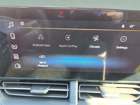 New 2026 Chevrolet Trax RS w/ Driver Confidence Package image 19