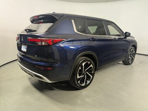 Used 2024 Mitsubishi Outlander SE FWD image 8
