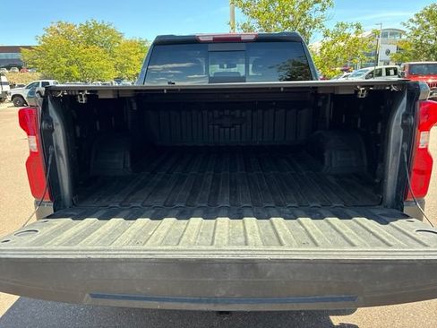 Used 2019 Chevrolet Silverado 1500 LTZ w/ LTZ Premium Package AWD/4WD image 8