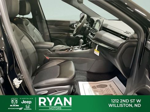 New 2026 Jeep Compass Latitude image 54