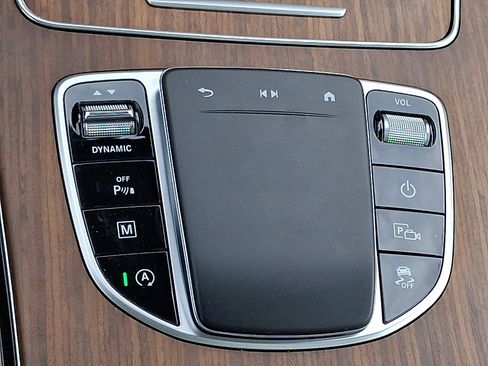 Used 2022 Mercedes-Benz GLC 300 4MATIC image 26