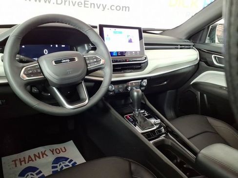 Used 2025 Jeep Compass Limited w/ Elite Group AWD/4WD image 10