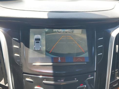 Used 2019 Cadillac Escalade Luxury AWD/4WD image 18