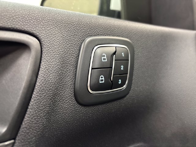 Used 2023 Ford Escape Platinum w/ Premium Technology Package AWD/4WD image 36