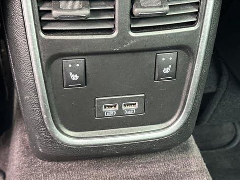 Used 2018 Dodge Charger GT AWD/4WD image 11