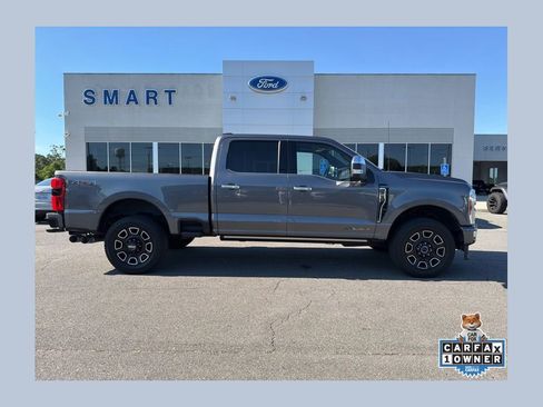 Used 2023 Ford F250 Platinum AWD/4WD image 1