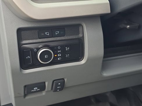 Certified 2023 Ford F350 XLT w/ FX4 Off-Road Package image 23