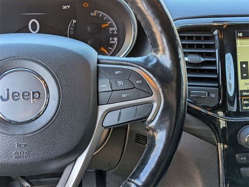 Certified 2021 Jeep Grand Cherokee Laredo X image 19