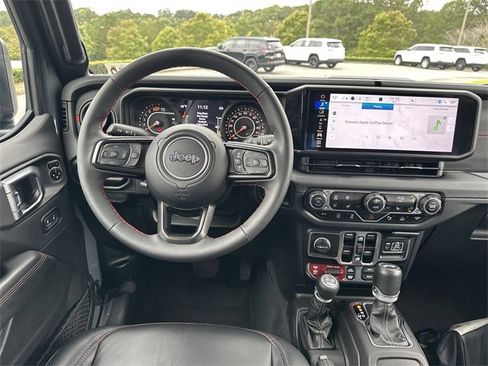 Used 2024 Jeep Wrangler Unlimited Rubicon image 20