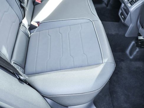 New 2025 Volkswagen Taos SE image 40