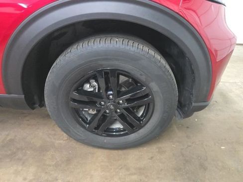 Used 2023 Ford Explorer XLT w/ Equipment Group 202A image 2