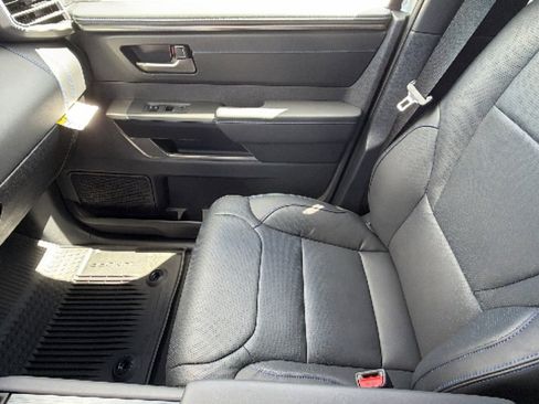 New 2026 Toyota Tundra Platinum AWD/4WD image 12