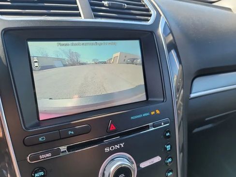 Used 2018 Ford Explorer Sport w/ Equipment Group 401A image 20