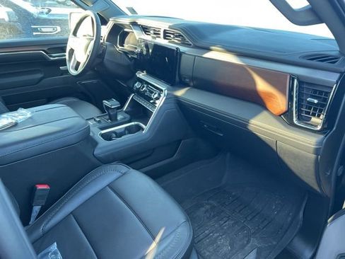 Used 2024 GMC Sierra 1500 Denali w/ Denali Reserve Package image 25