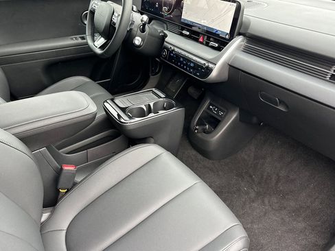 New 2026 Hyundai Ioniq 5 SEL RWD image 16