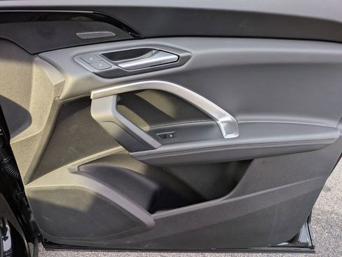 Used 2025 Audi Q5 Premium Plus w/ Premium Plus image 35