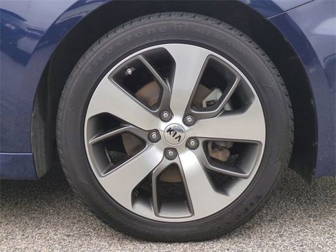 Used 2020 Kia Optima S image 11