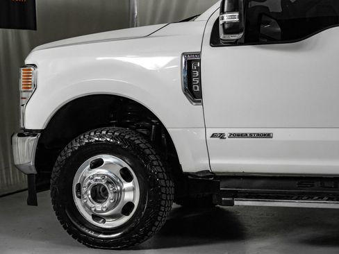 Used 2022 Ford F350 Lariat w/ Lariat Ultimate Package AWD/4WD image 12
