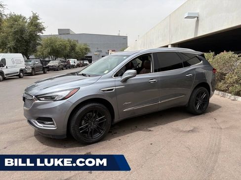 Used 2020 Buick Enclave Avenir w/ Avenir Technology Package FWD image 1
