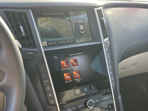 Used 2023 INFINITI Q50 Sensory image 16