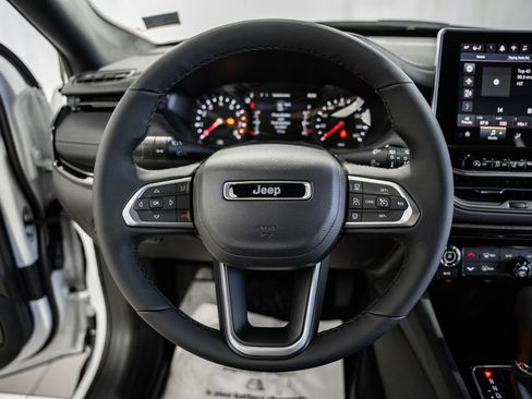 New 2026 Jeep Compass Limited image 30