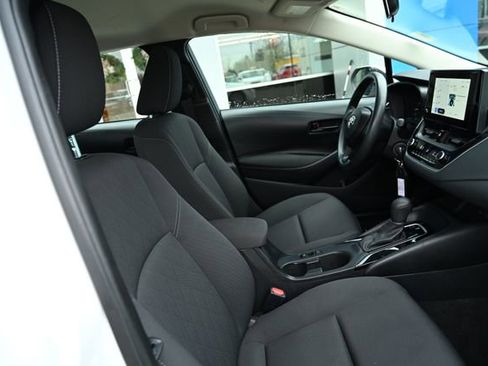 Used 2023 Toyota Corolla LE image 47