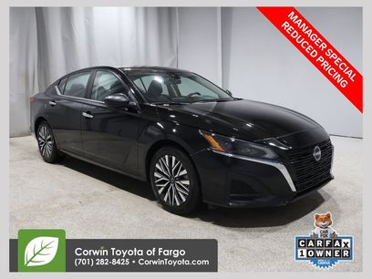 Used 2024 Nissan Altima 2.5 SV