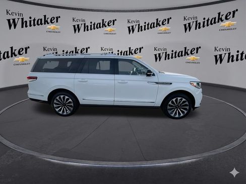Used 2024 Lincoln Navigator L Reserve AWD/4WD image 10