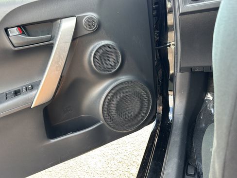 Used 2011 Scion tC FWD image 21