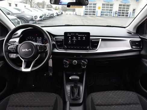 Used 2023 Kia Rio S image 7