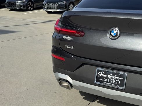 Used 2025 BMW X4 xDrive30i image 14