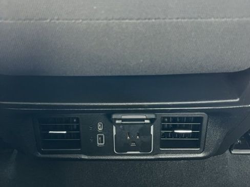 Used 2022 Chevrolet Silverado 1500 LT image 19