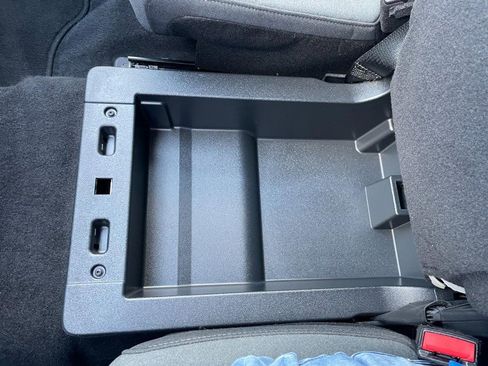 Used 2024 Ford F150 XLT image 49