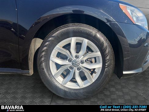 Used 2018 Volkswagen Passat 2.0T S FWD image 9