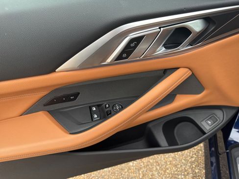 Used 2024 BMW 430i Coupe w/ M Sport Package image 12