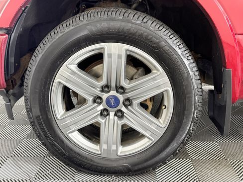 Used 2019 Ford F150 Lariat w/ Equipment Group 502A Luxury image 37