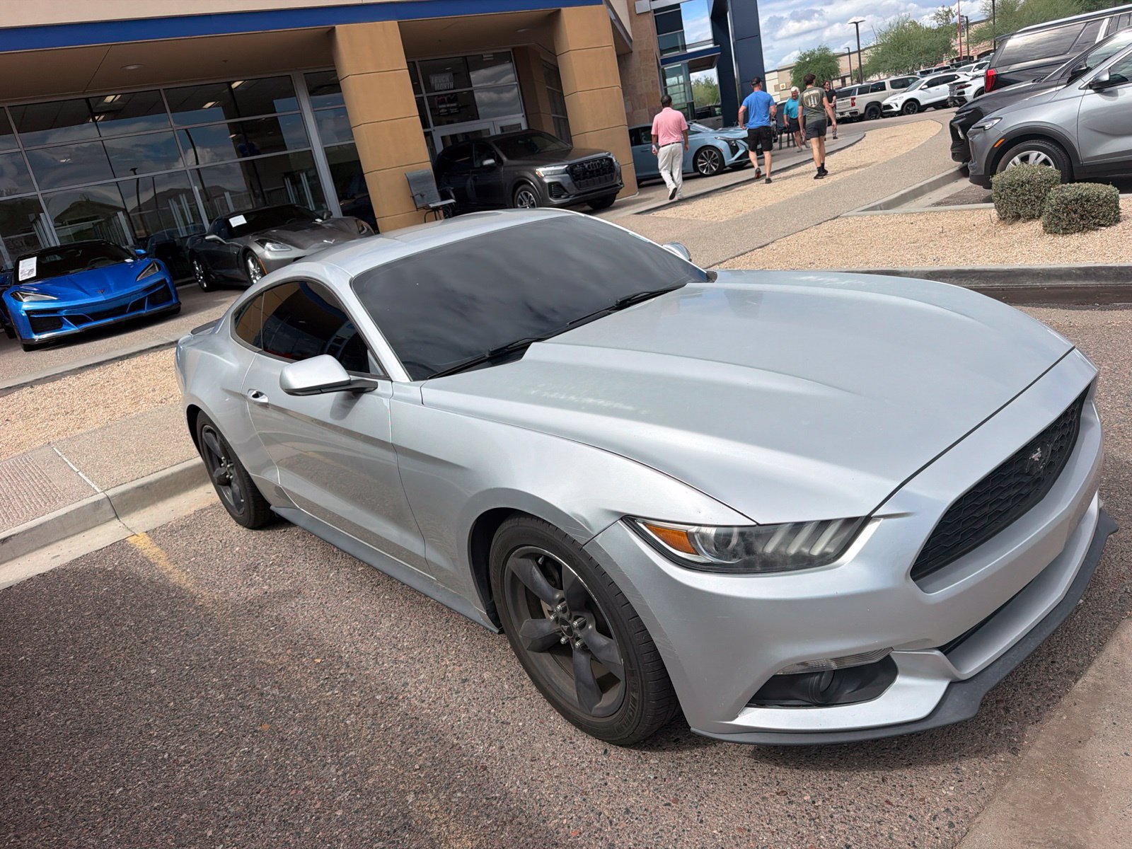 Used 2015 Ford Mustang Coupe w/ Equipment Group 051A RWD image 13