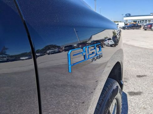 Used 2025 Ford F150 Lightning Flash image 14