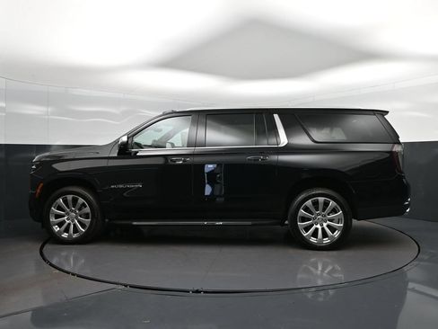 New 2026 Chevrolet Suburban Premier RWD image 4