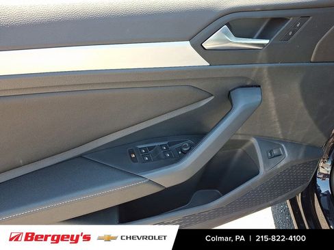 Used 2025 Volkswagen Jetta Sport FWD image 15