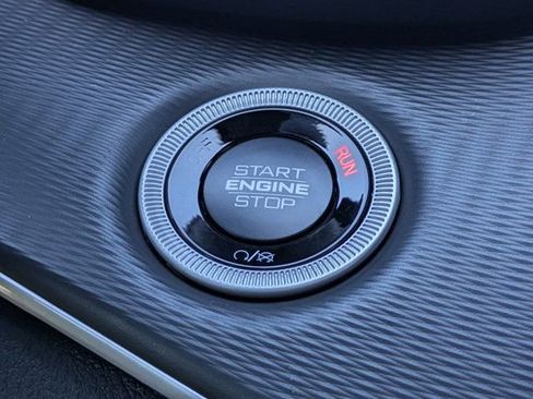 New 2025 Jeep Grand Cherokee Altitude RWD image 25