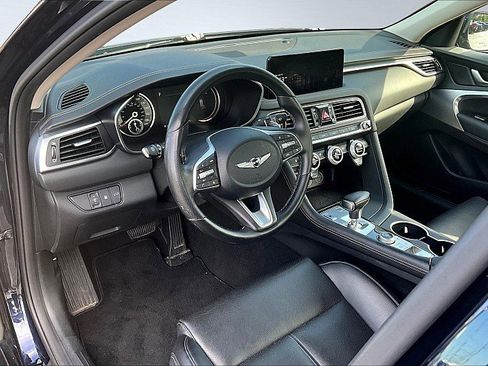 Used 2023 Genesis G70 2.0T image 17